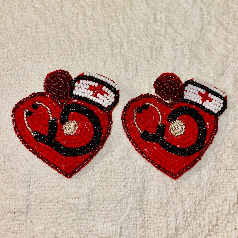 NURSE BEADED Hat Stethoscope Pierced - Red Heart - Wht Gold Black Red